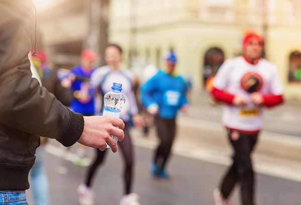 How Much Does a Runner Need Hydration? What Does Dehydration Do to You?